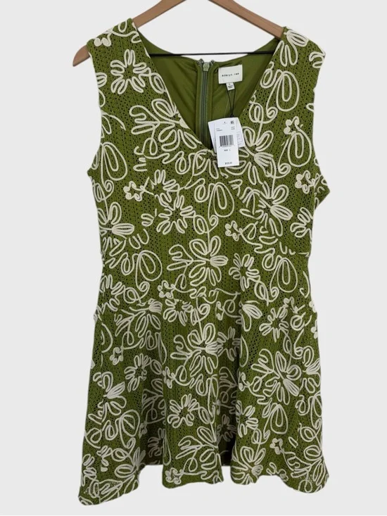 Adelyn Rae NWT Olive Green White Corded Floral Embroidery V Neck Dress Size L - Picture 8 of 8